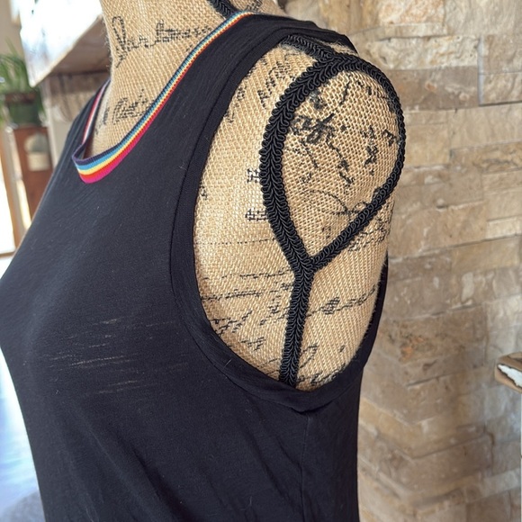 Goldie Lewinter rainbow tipped black crewneck tank top - Picture 4 of 15